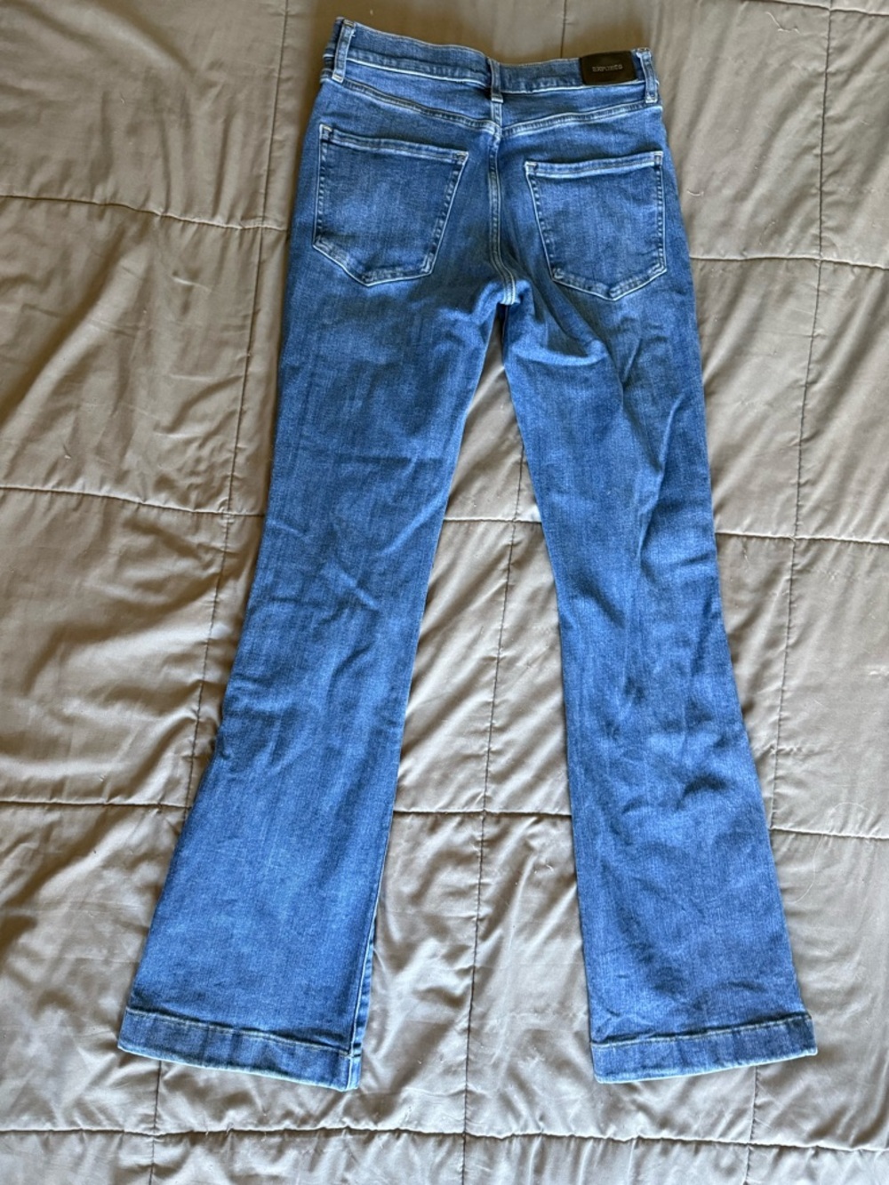 Express Flare Jeans - Picture 3 of 7